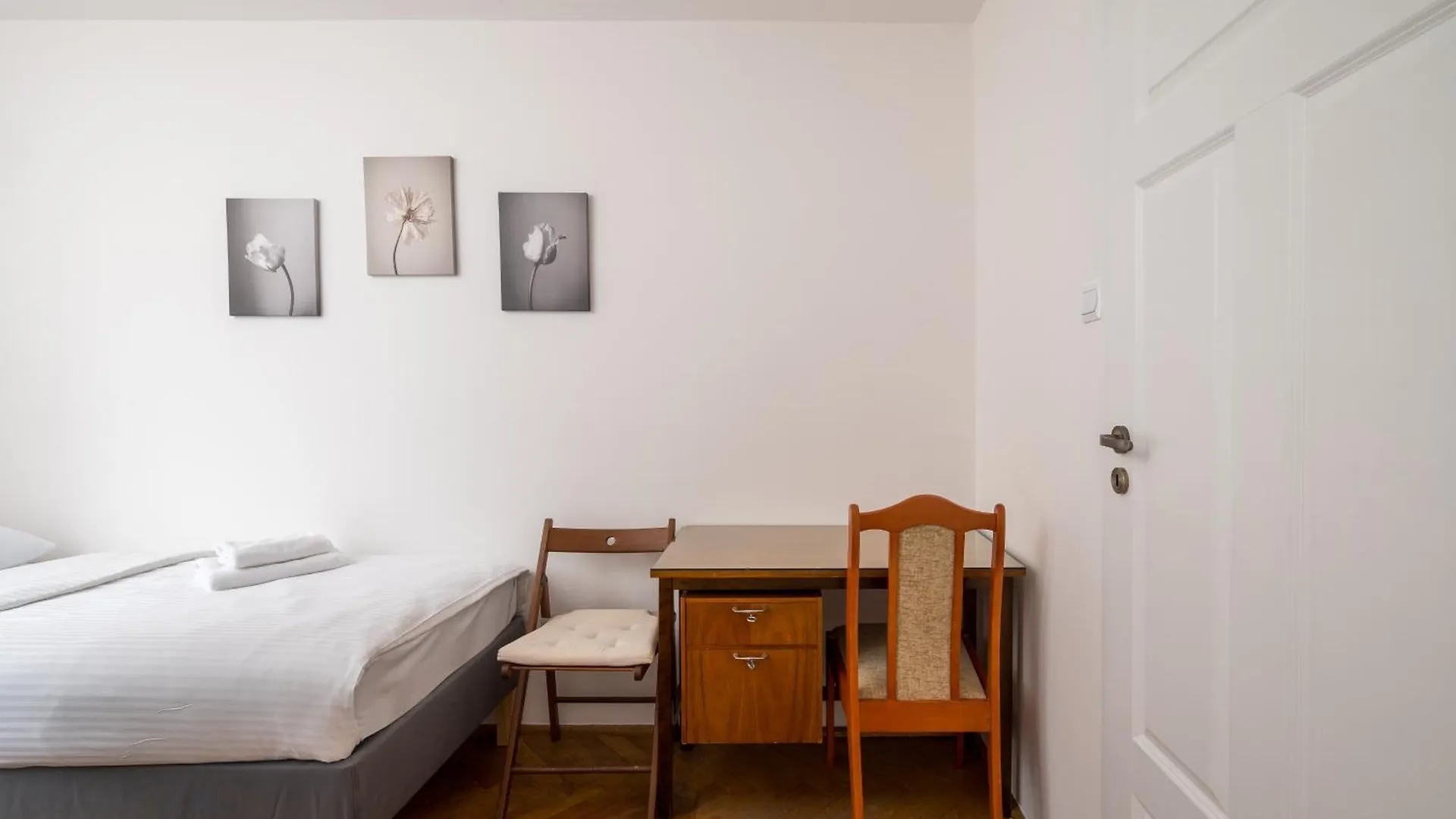 Mokotow Belska Homely Apartment وارسو 0*,